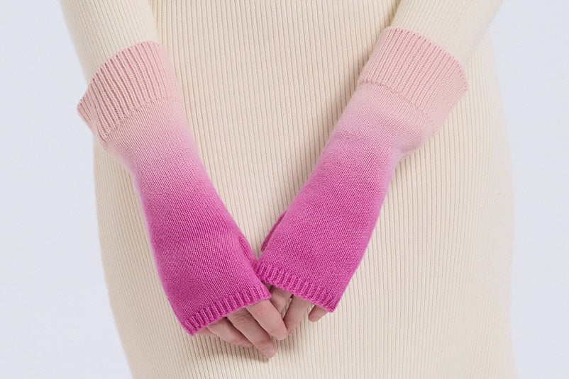 New Arrival OEM Dip-Dye Wool Cashmere Beanie, Gloves and Socks Christmas Warm Set From China