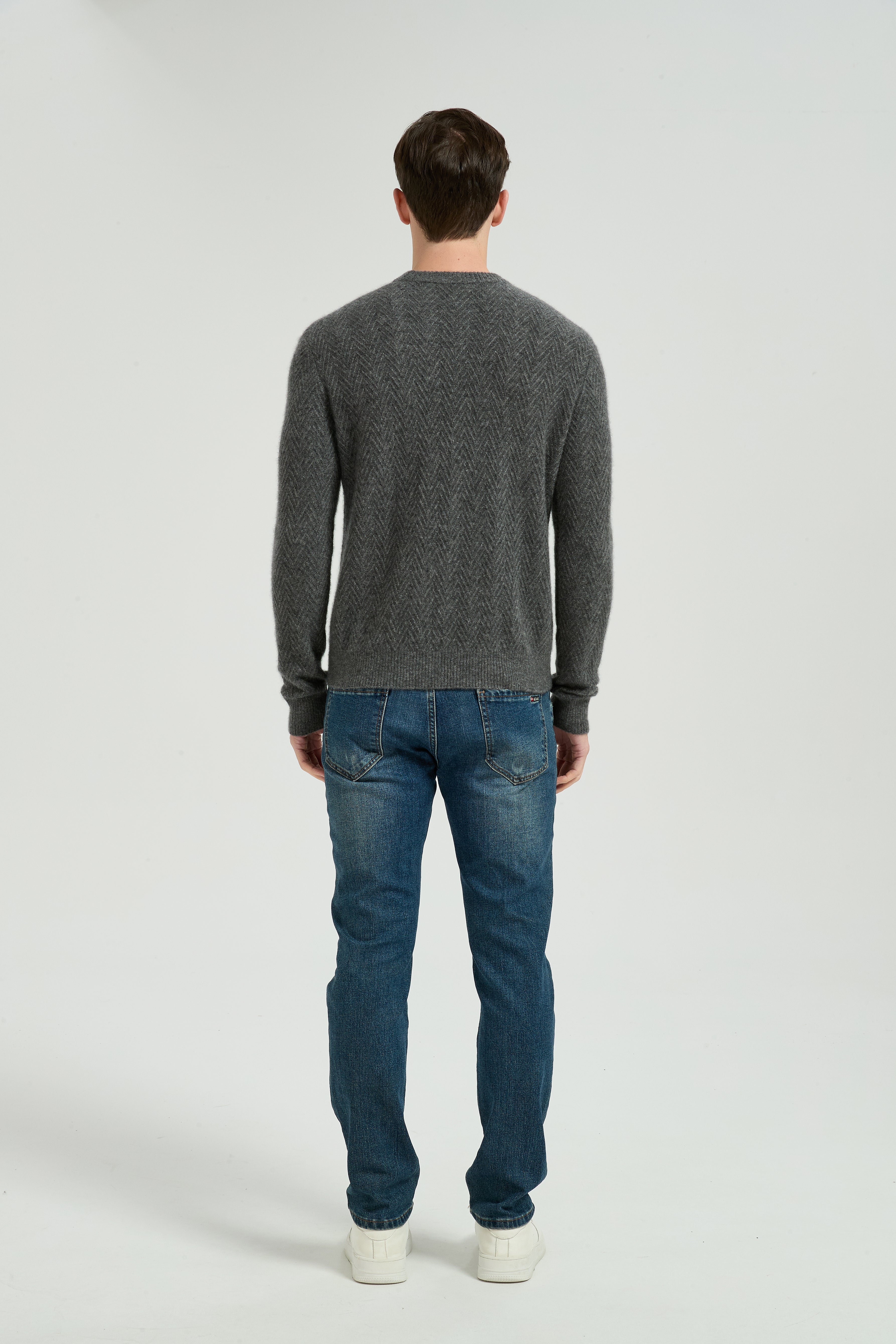 New Arrival Men's Dark Grey Chenron Pattern Silk Cashmere Pullover From Chinese Factory