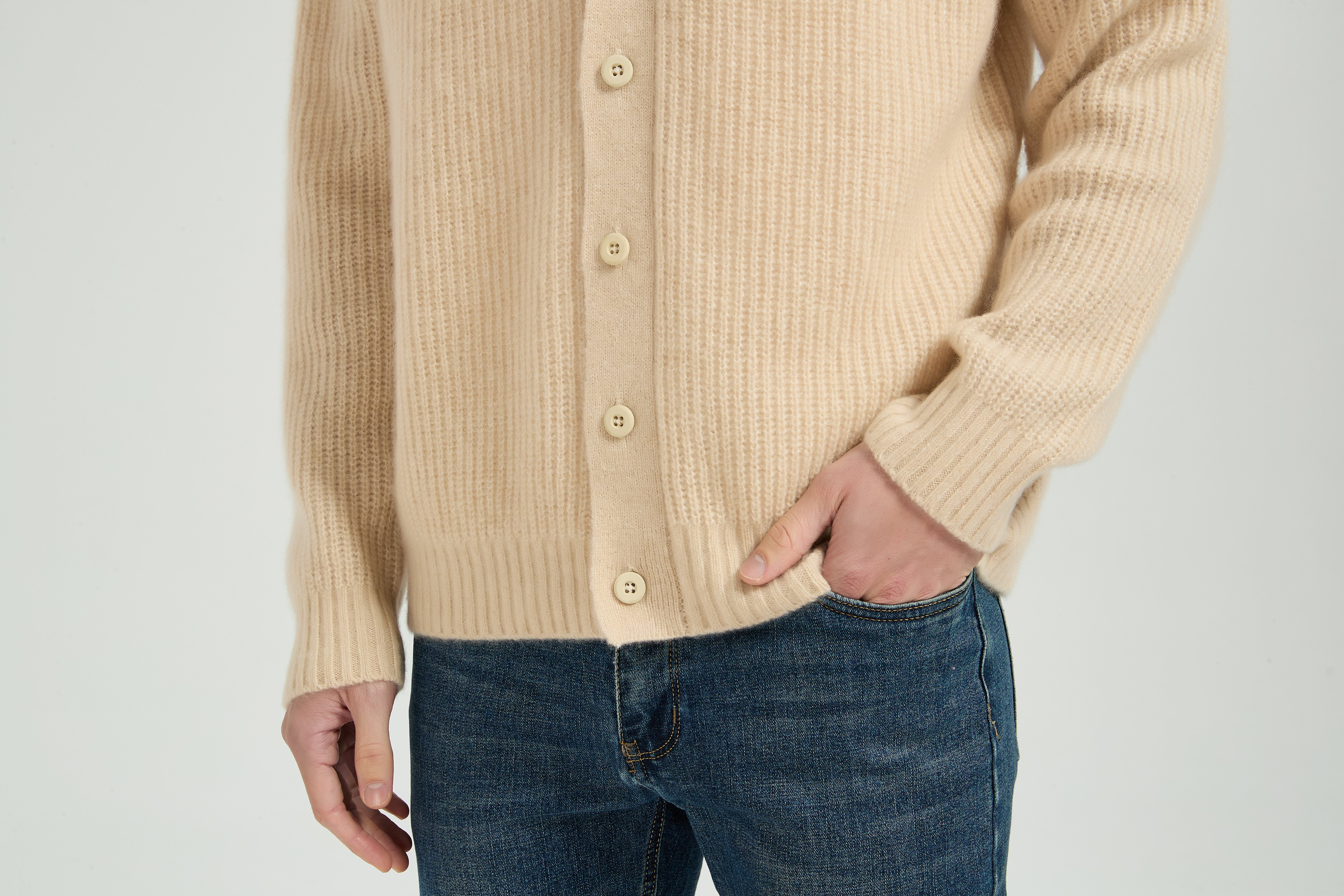 OEM Men's V-Neck Ribbed Button-Up Silk Cashmere Cardigan From Chinese Manufacturer