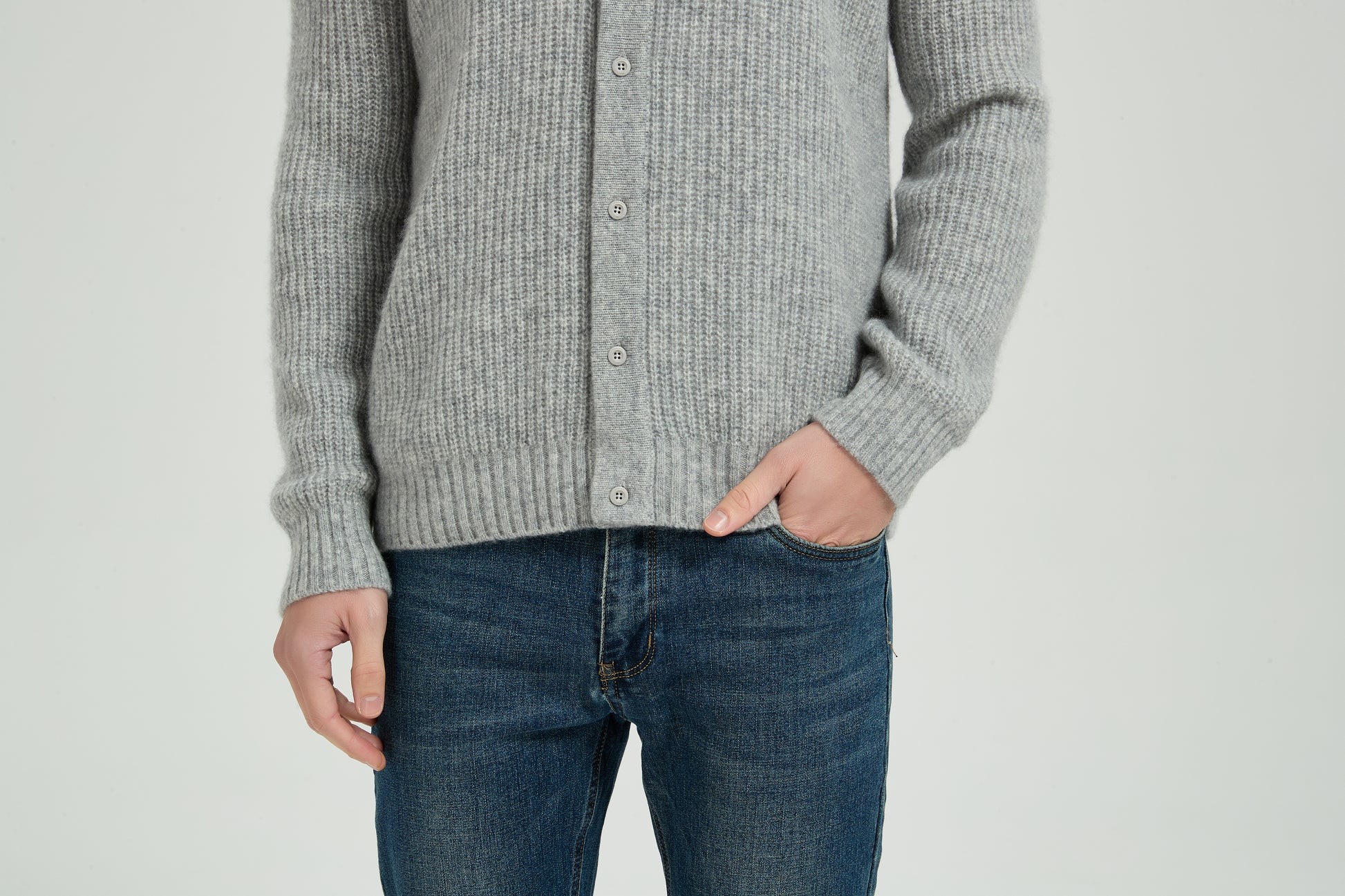 New Arrival Wholesale Men's Light Grey Waffle-Knit Collared Silk Cashmere Cardigan From China