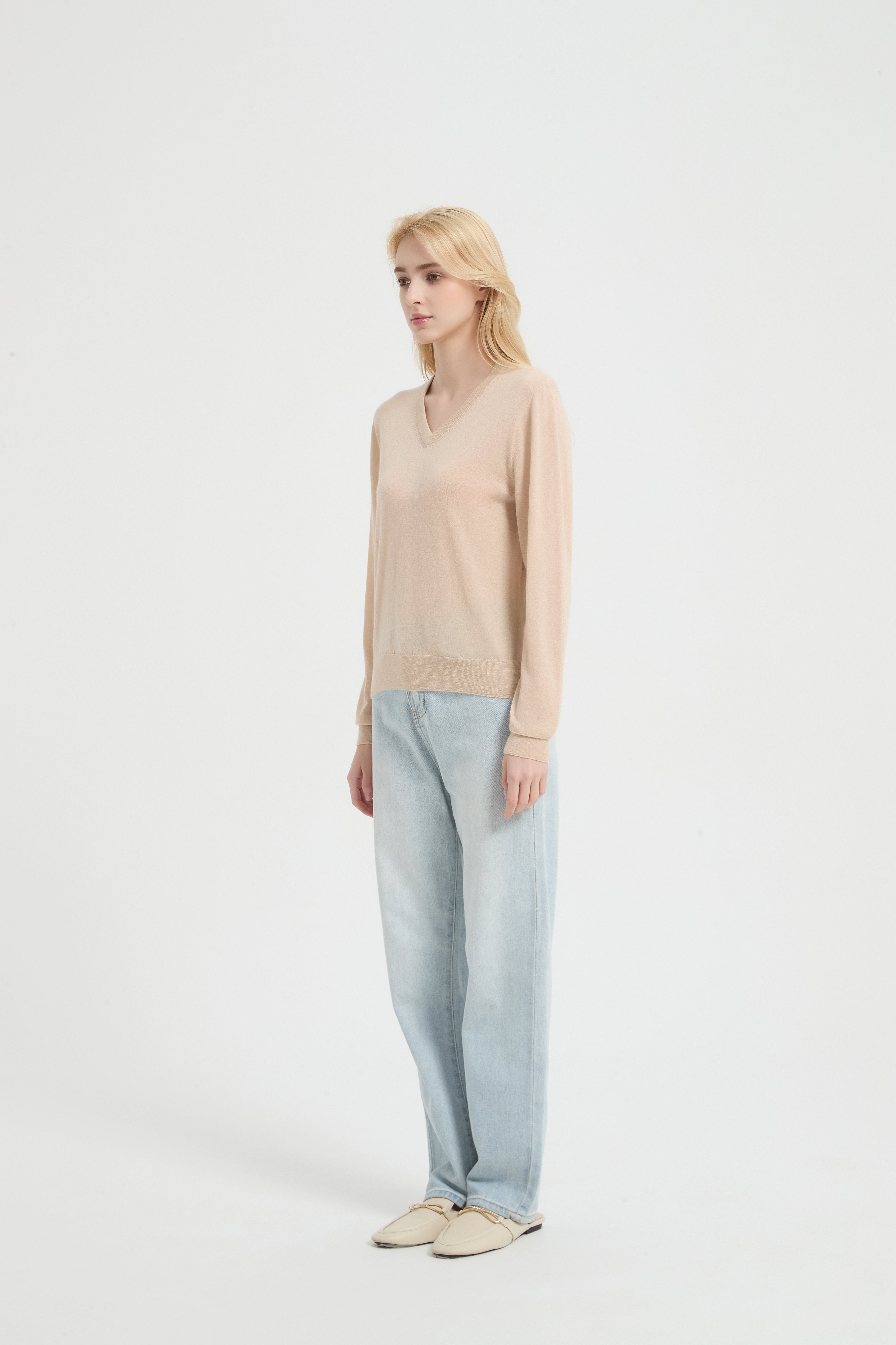 New Arrival ODM Ladies 100% Worsted Baby Cashmere V-neck Sweater From Chinese Supplier