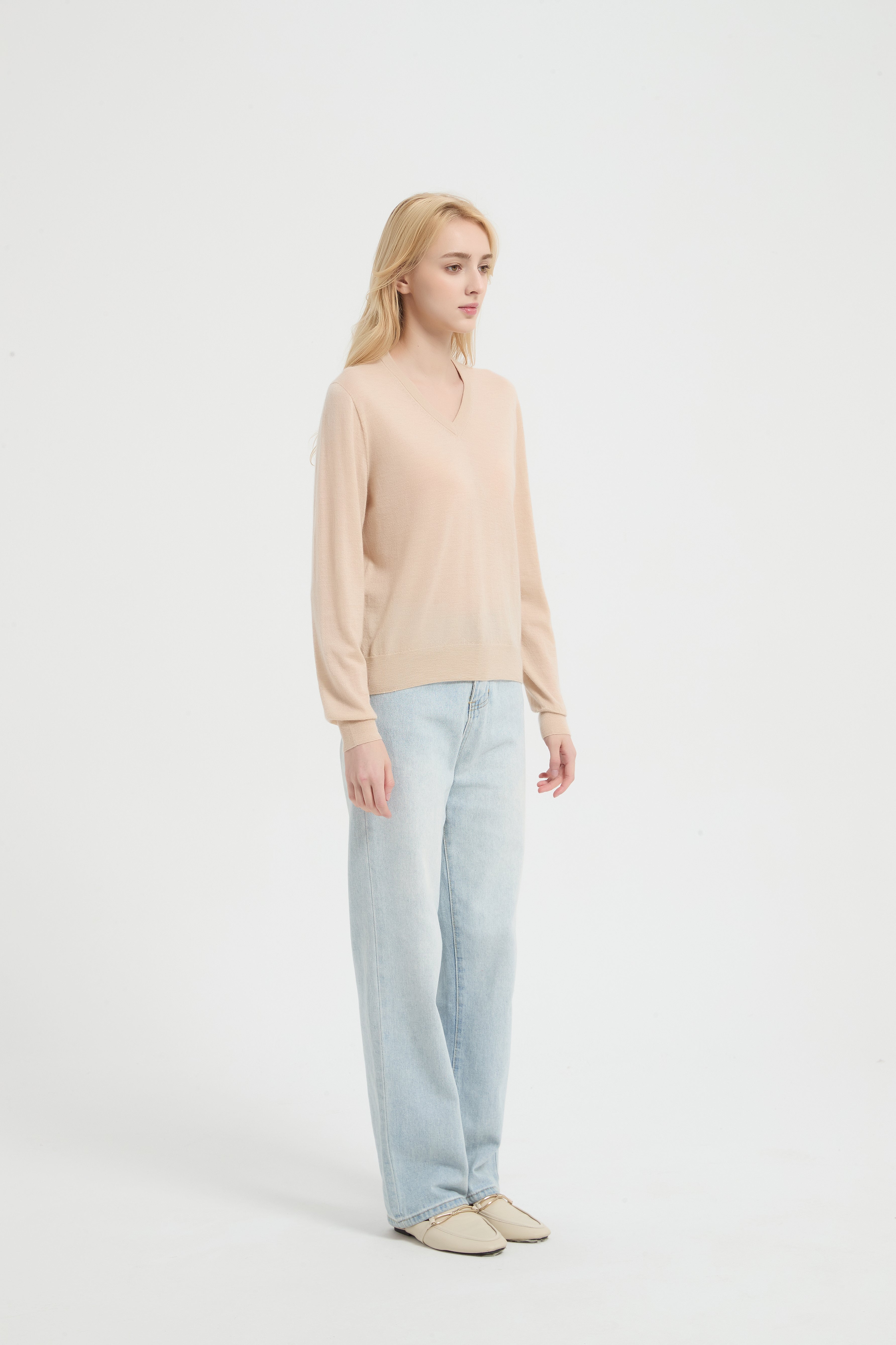 New Arrival ODM Ladies 100% Worsted Baby Cashmere V-neck Sweater From Chinese Supplier