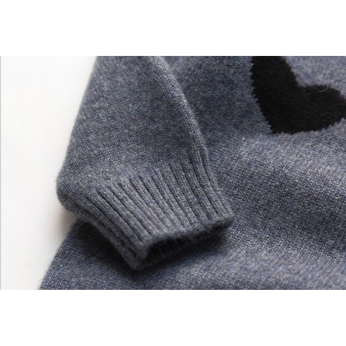 Custom Design Kid Girl Round Neck Grey Cashmere Sweater With Heart Pattern