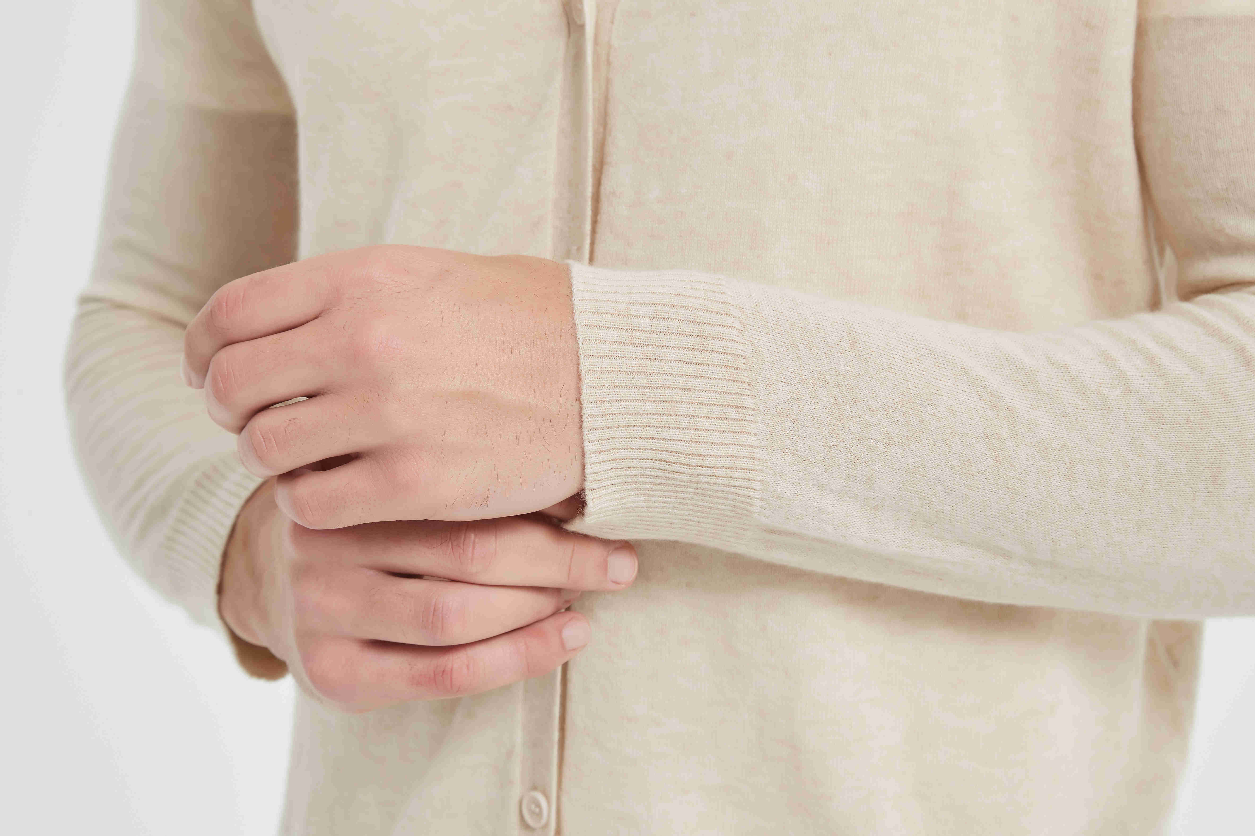ODM design Men 90% Cashmere 10%Silk Cardigan Sweaters from Chinese factory