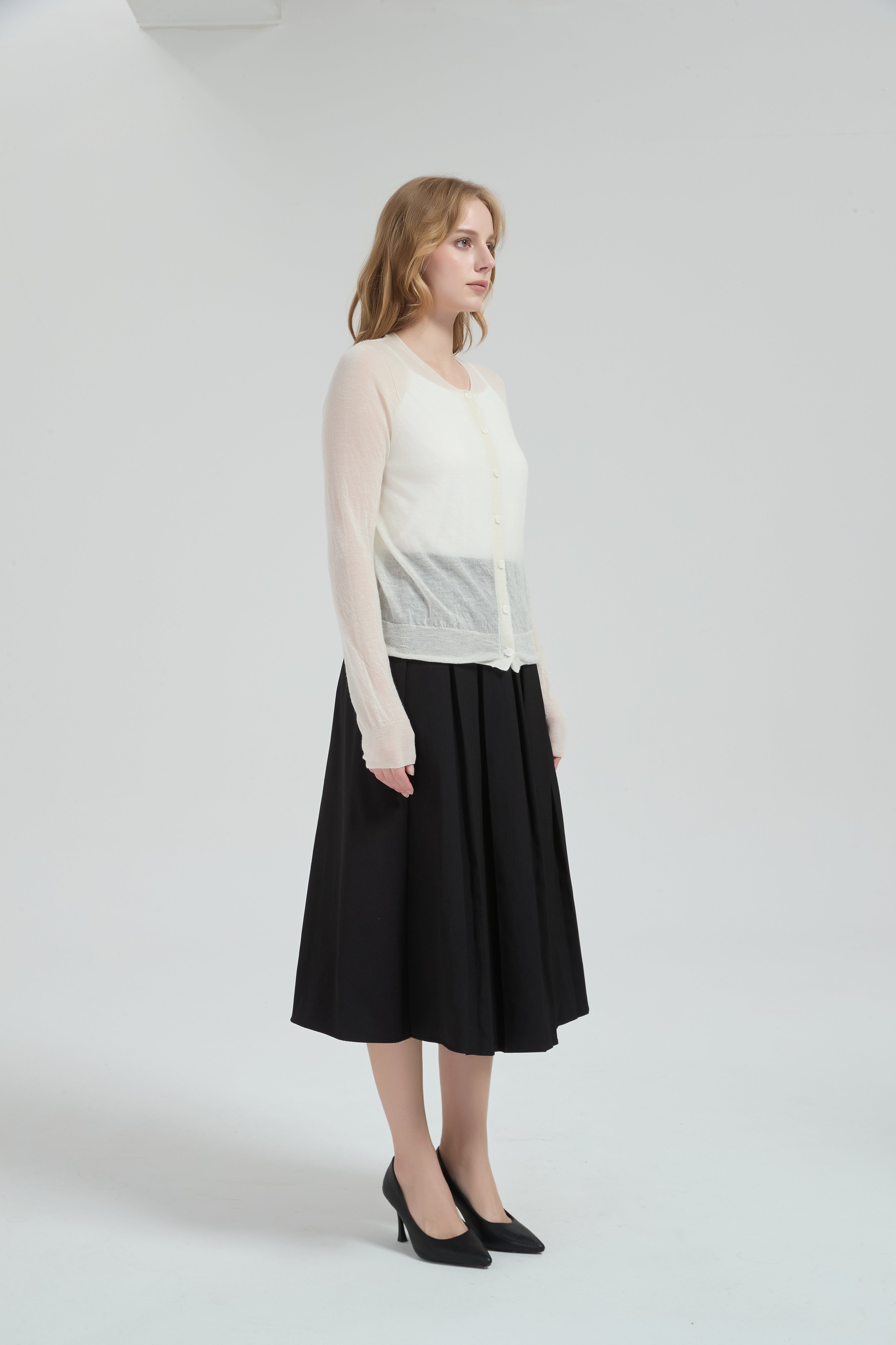 New Arrival Womens' 50%Cashmere 50%PVA classic Cardigan from Chinese factory