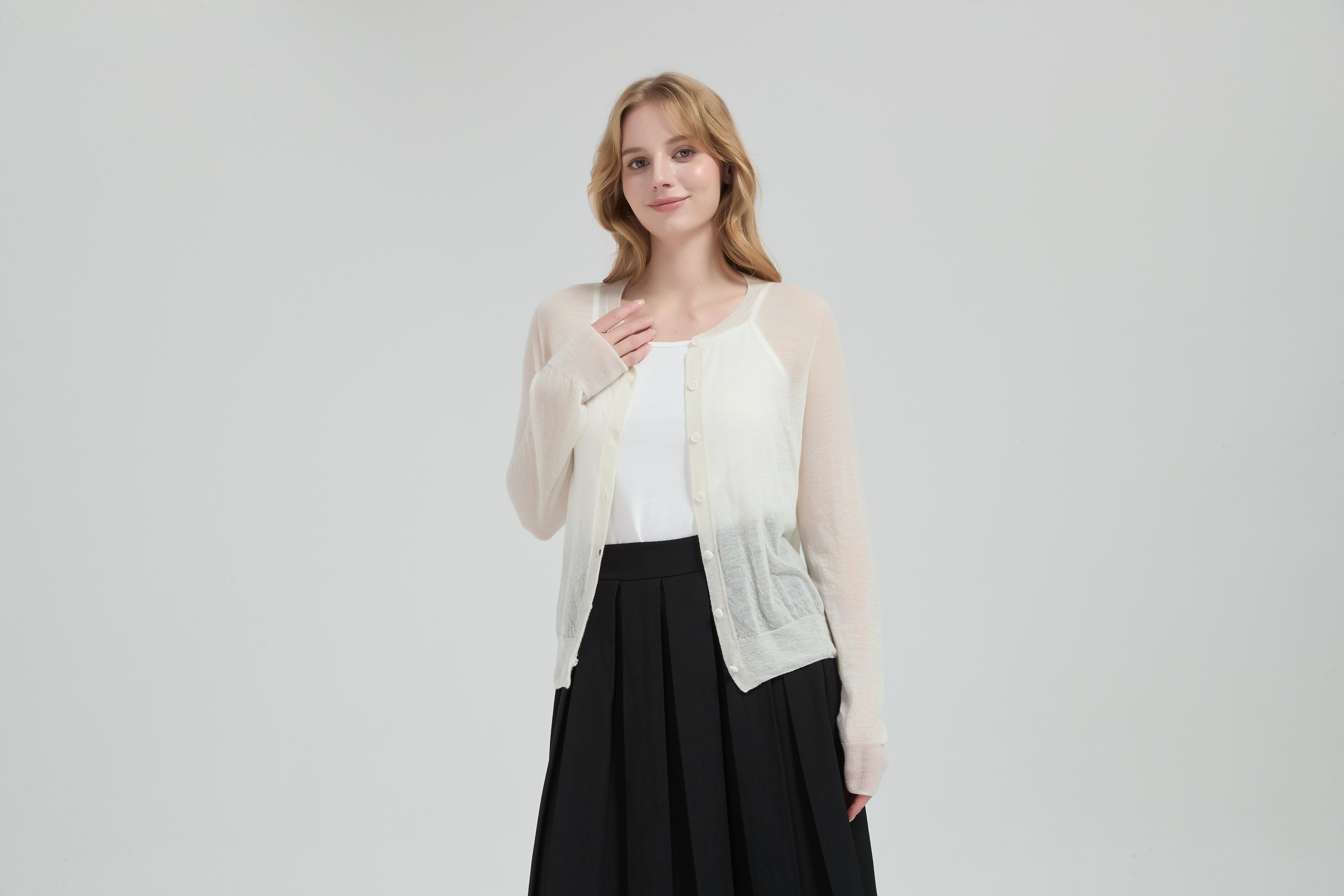 New Arrival Womens' 50%Cashmere 50%PVA classic Cardigan from Chinese factory