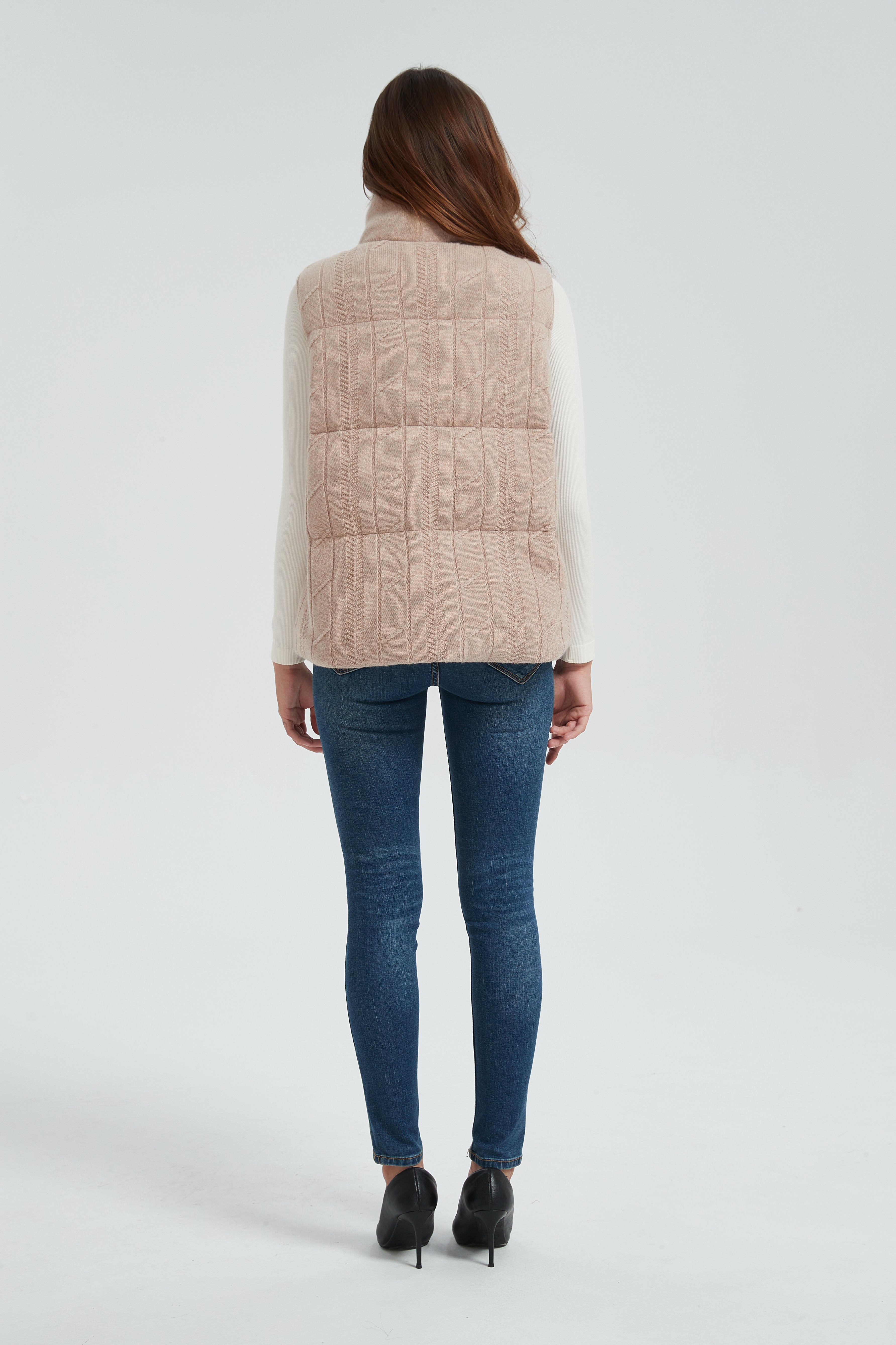 New design wholesale high quality women cable knit stand collar down vest from Chinese manufacture