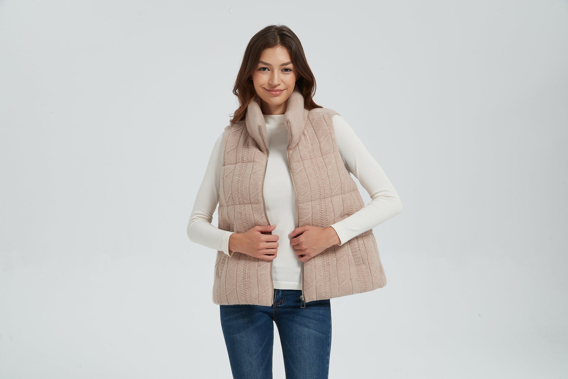 New design wholesale high quality women cable knit stand collar down vest from Chinese manufacture