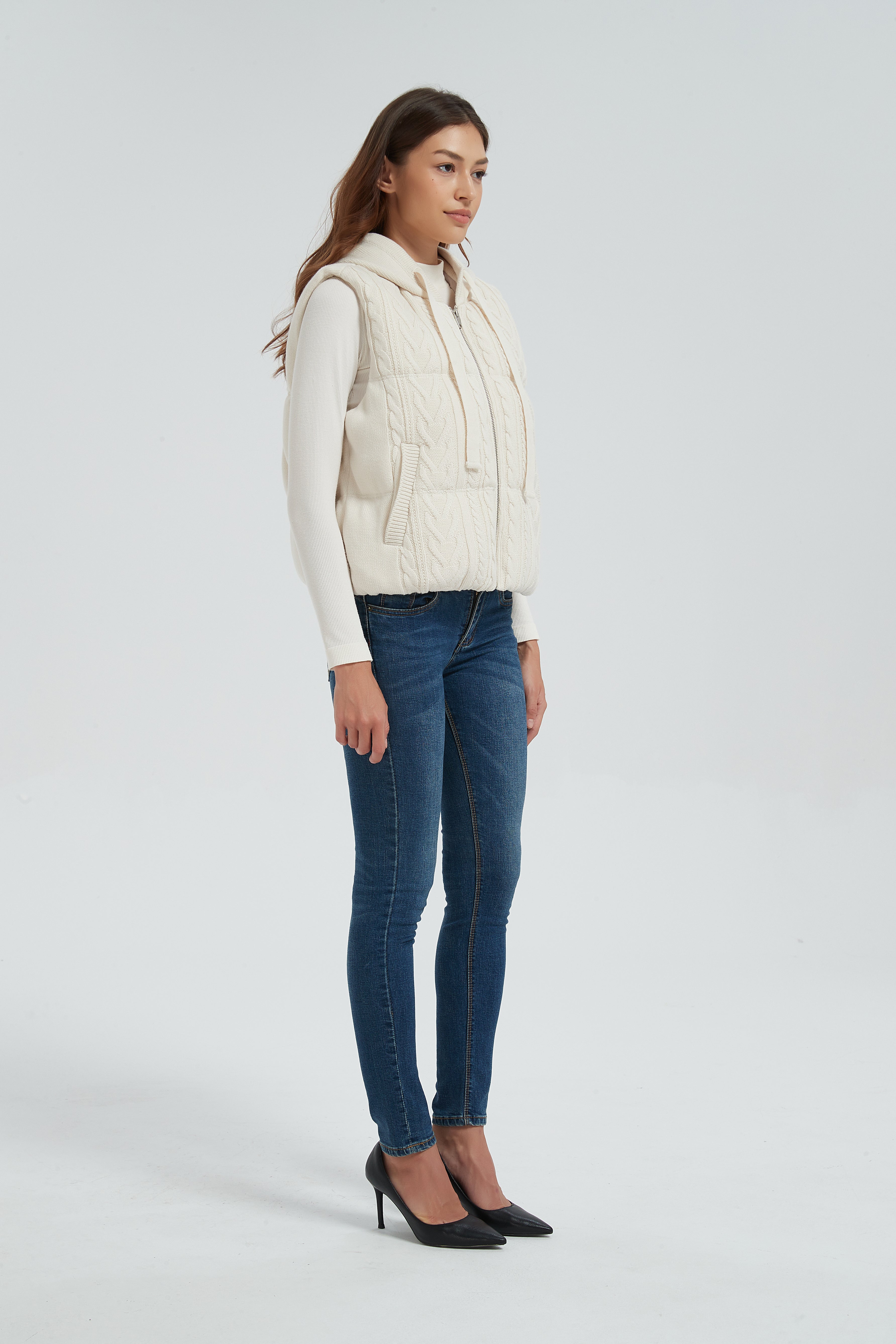 New design high quality women white hooded cashmere down vest from Chinese manufacture