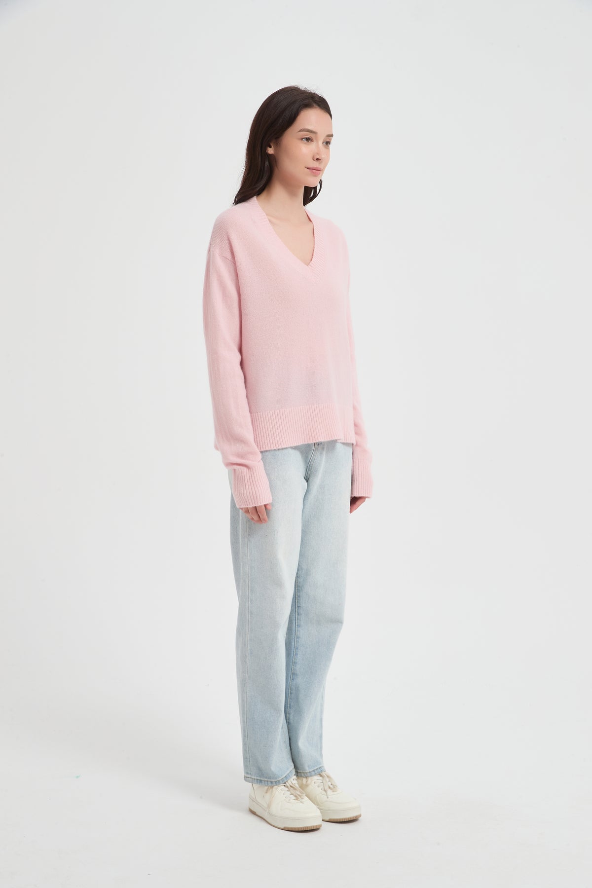 New Arrival High Quality Women's Alpaca Cashmere V-Neck Sweater from China