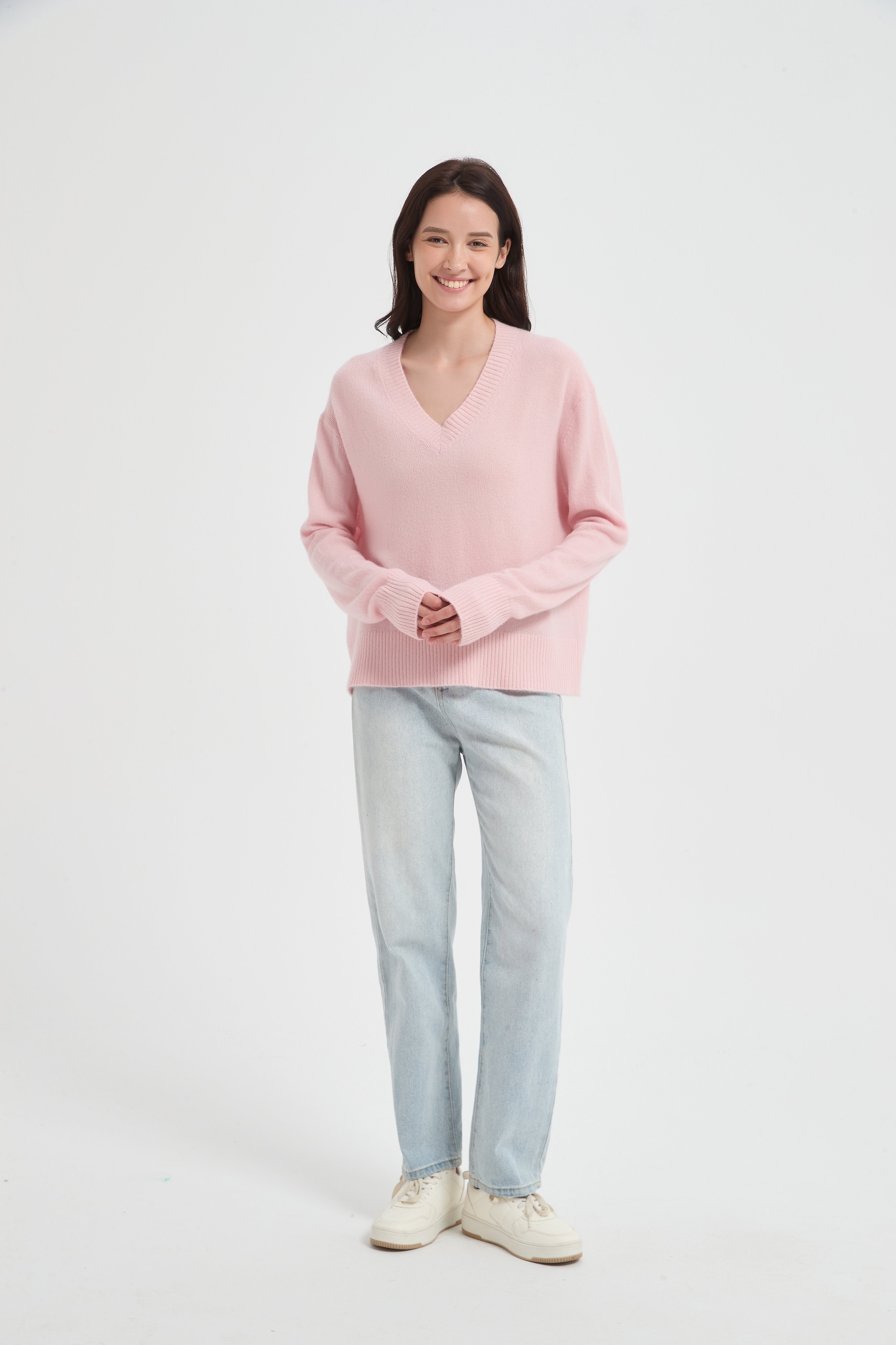 New Arrival High Quality Women's Alpaca Cashmere V-Neck Sweater from China
